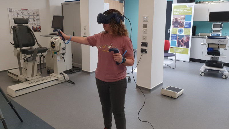 Use of Virtual Reality to improve recovery after anterior cruciate ligament (ACL) or head injuries