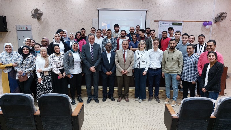 Oxford Brookes University representatives visit Helwan University